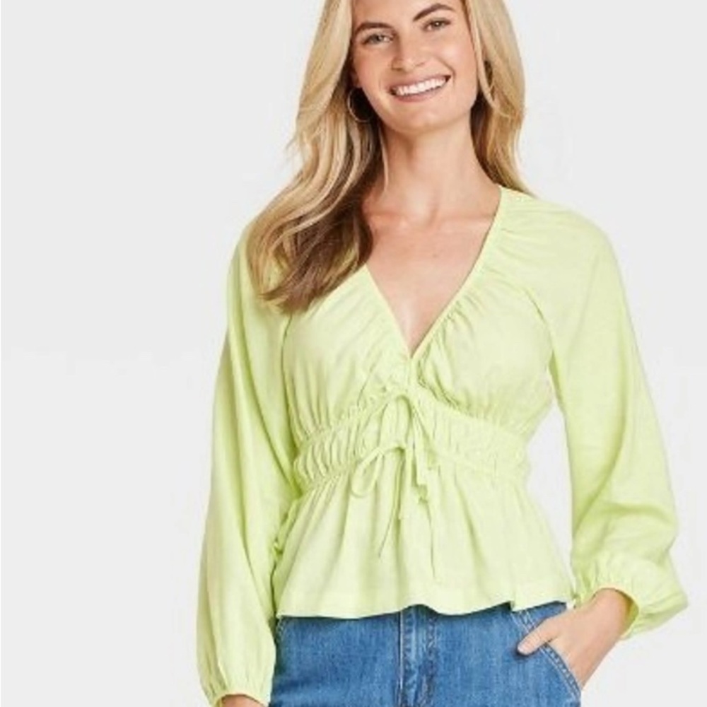 Universal Thread Green Ruched Peplum Blouse